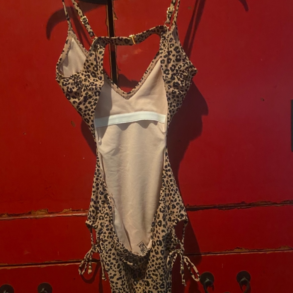 Bathing suit bundle - Picture 8 of 9